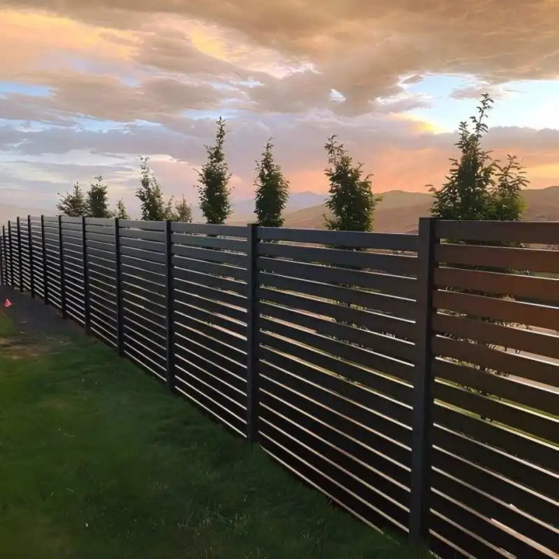 Modern Aluminum Fence Slat Panel Privacy Barrier For Outdoor Yards