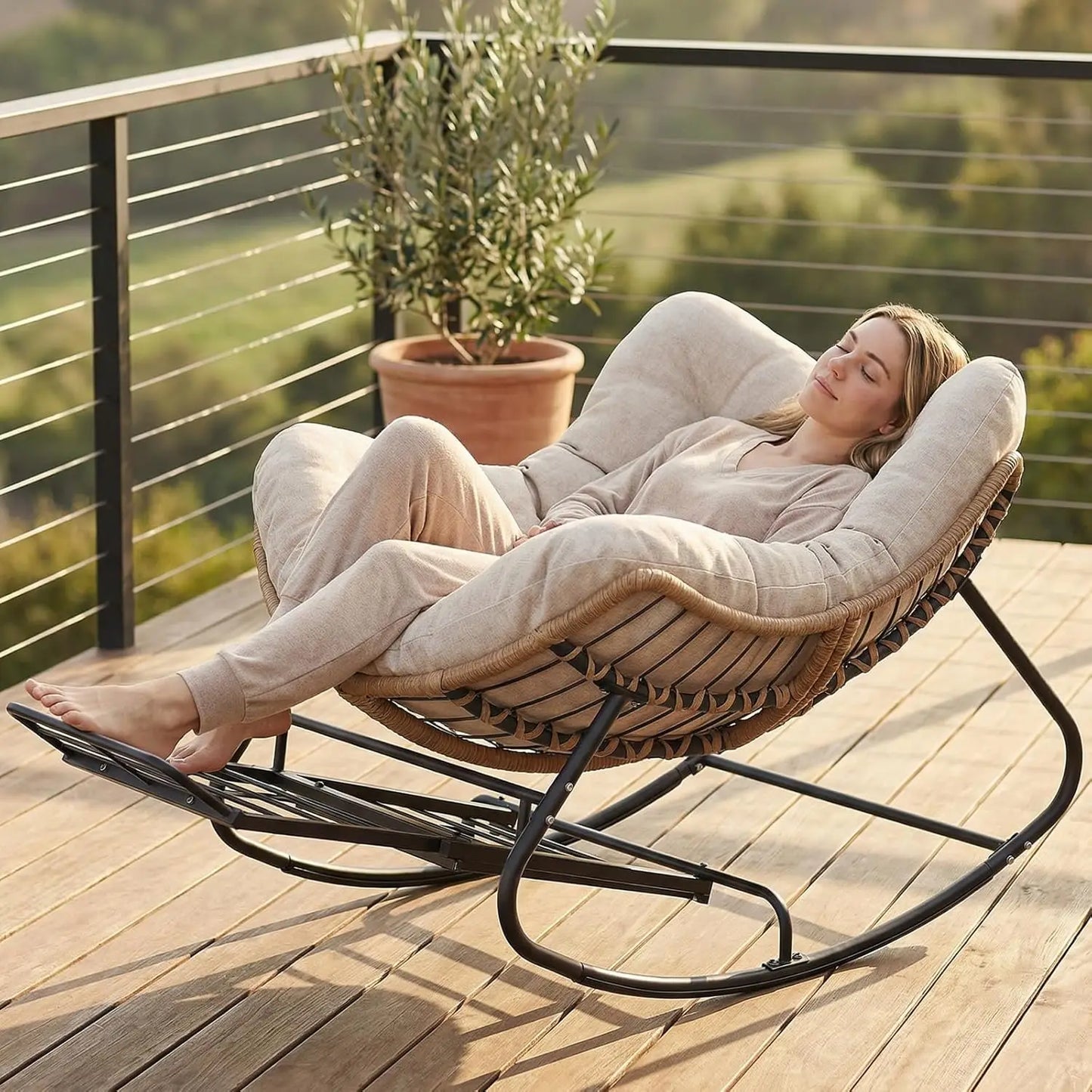 GUOHE Outdoor Papasan Rocking Chair With Thick Cushion