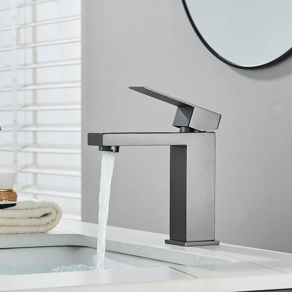 Onyzpily Stainless Steel Deck Mounted Bathroom Basin Faucet