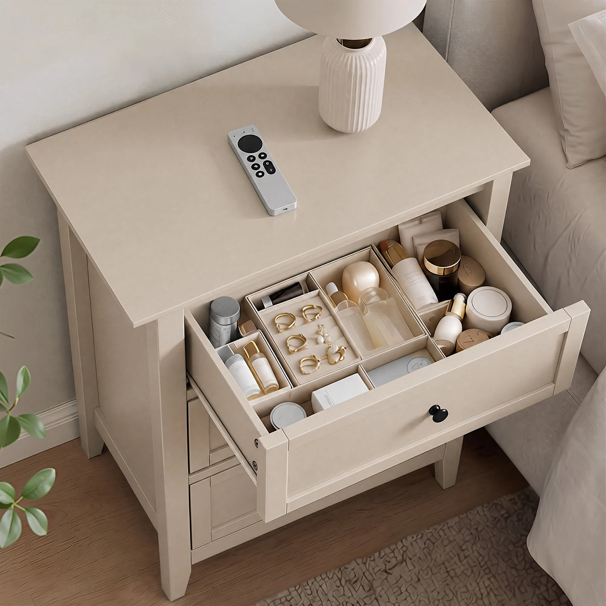 Modern 3 Drawer Bedroom Nightstand Storage Cabinet With Easy Assembly