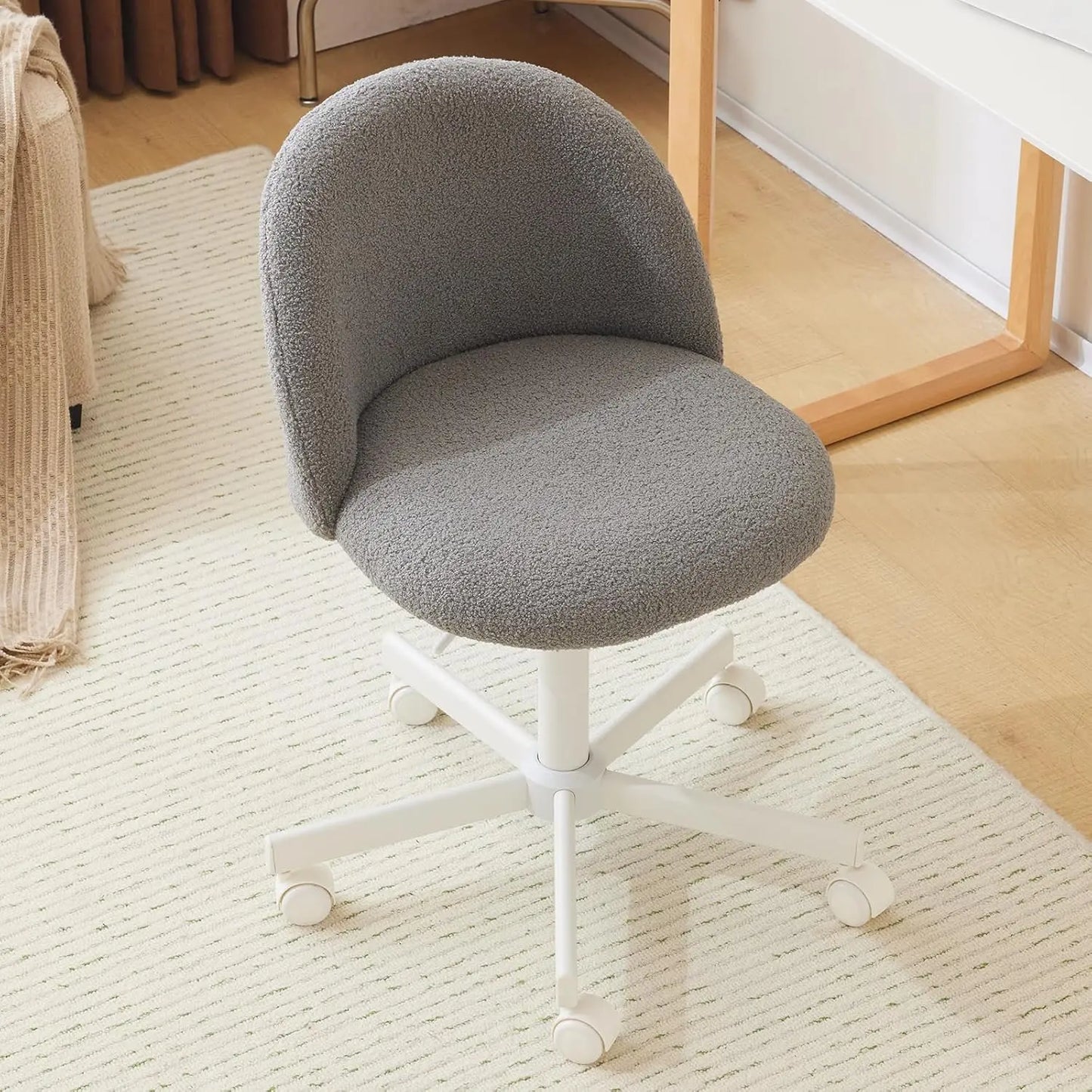 Velvet Vanity Chair With Back And Silent Wheels For Office